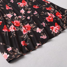 Load image into Gallery viewer, Leila Floral Dress&lt;br&gt;(Mommy &amp; Me)
